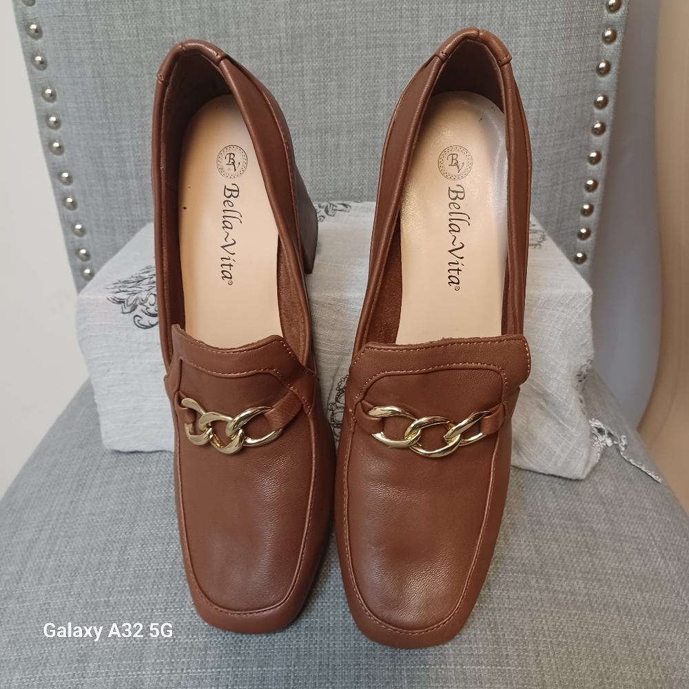 Bella Vita Brown and Gold Loafers Flats Size 9.m - Picture 11 of 15